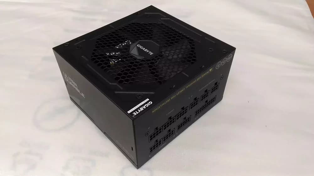 Gigabyte 1000W GP-UD1000GM
